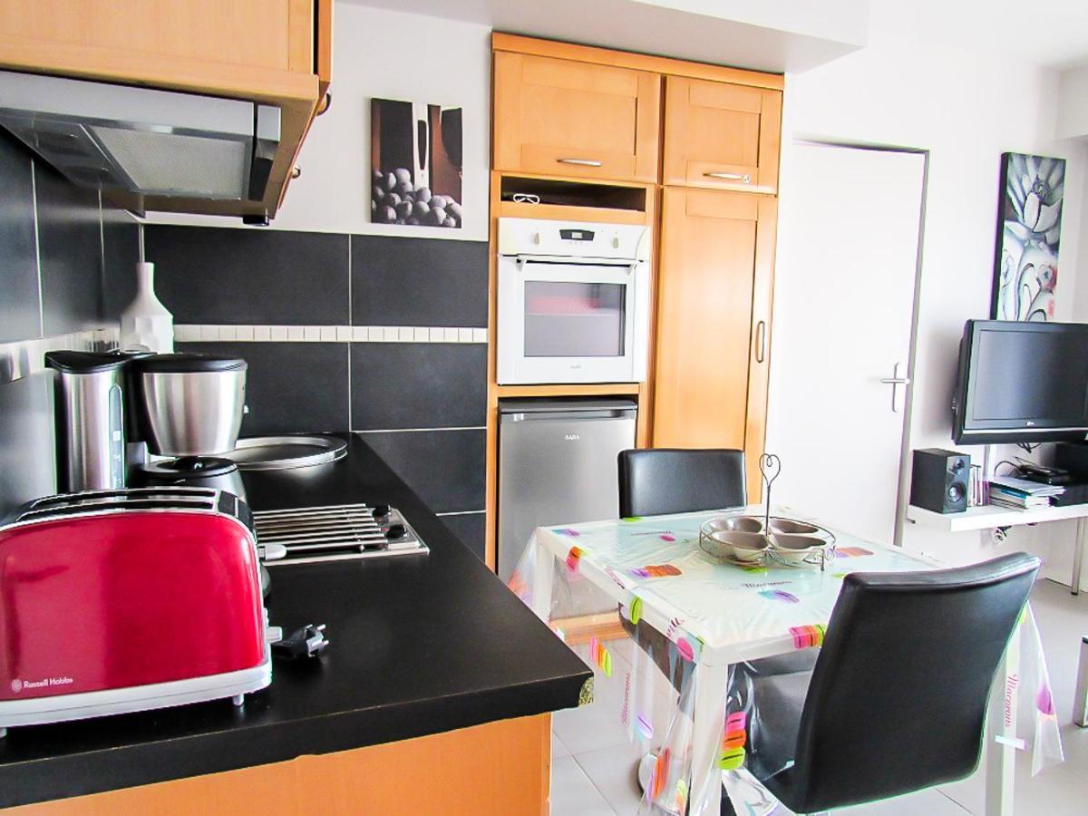 Cabourg, Cosy Appartement Avec Balcon + Parking Prive Экстерьер фото