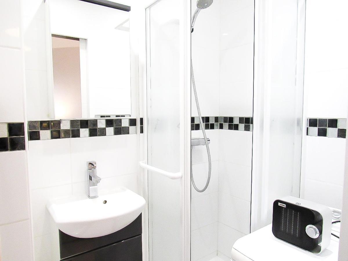 Cabourg, Cosy Appartement Avec Balcon + Parking Prive Экстерьер фото